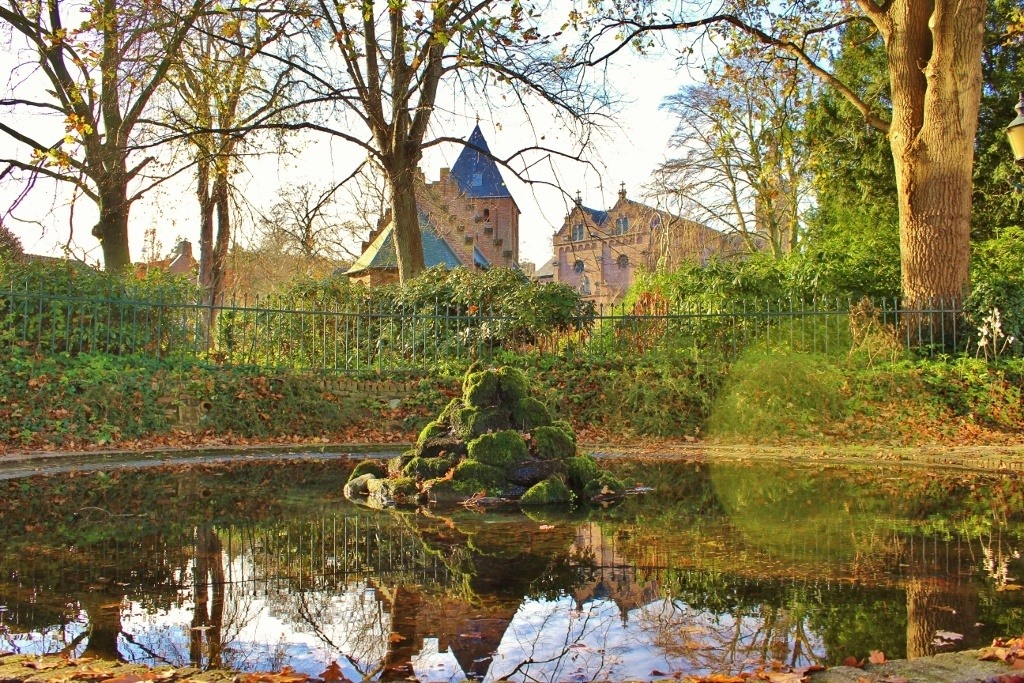 Beek-Ubbergen, Netherlands in PIctures - Beek-Ubbergen Center Square - JetSetting Fools