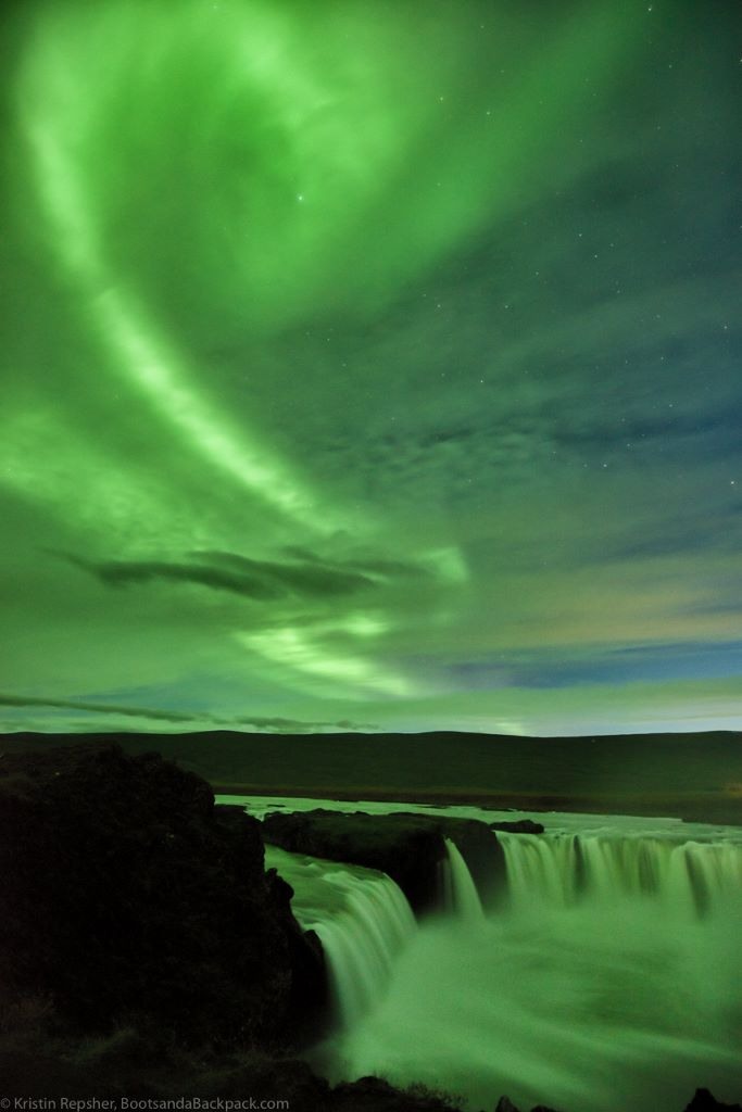 Kristin Repsher www.bootsandabackpack.com Seeing The Northern Lights in Iceland