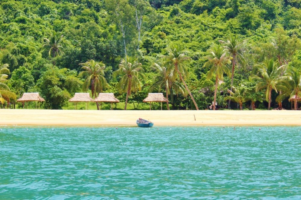 Day Trip to the Cham Islands from Hoi An on our 2-week Vietnam Itinerary