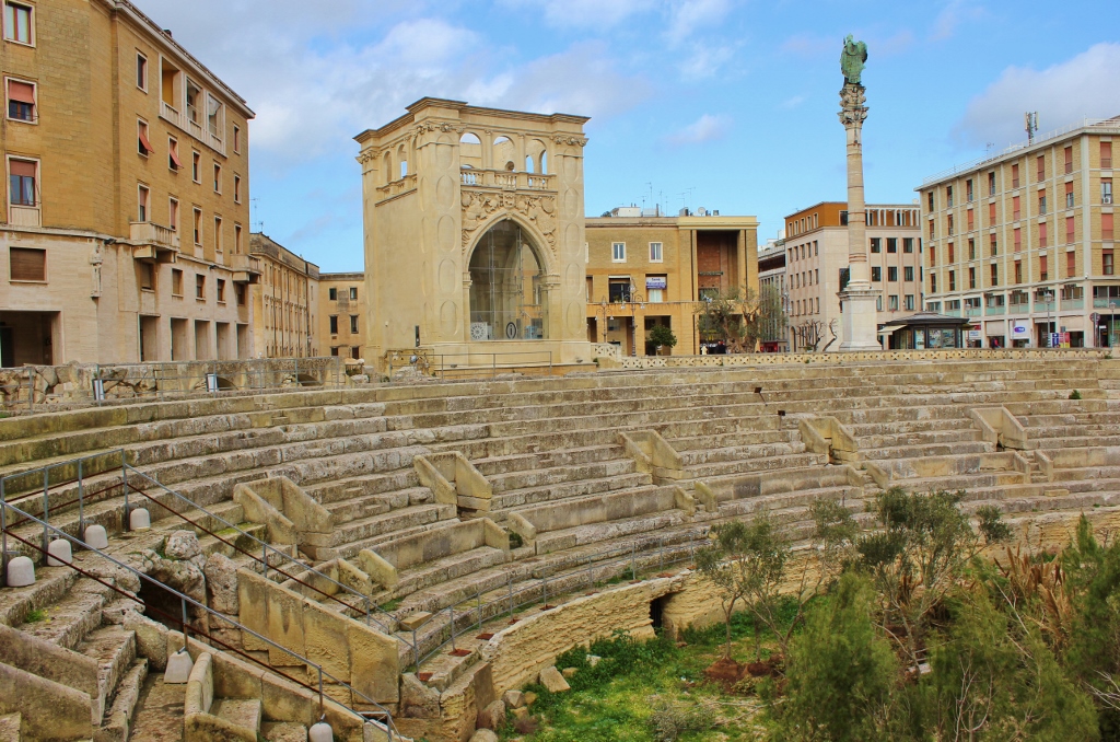 lecce italy walking tour