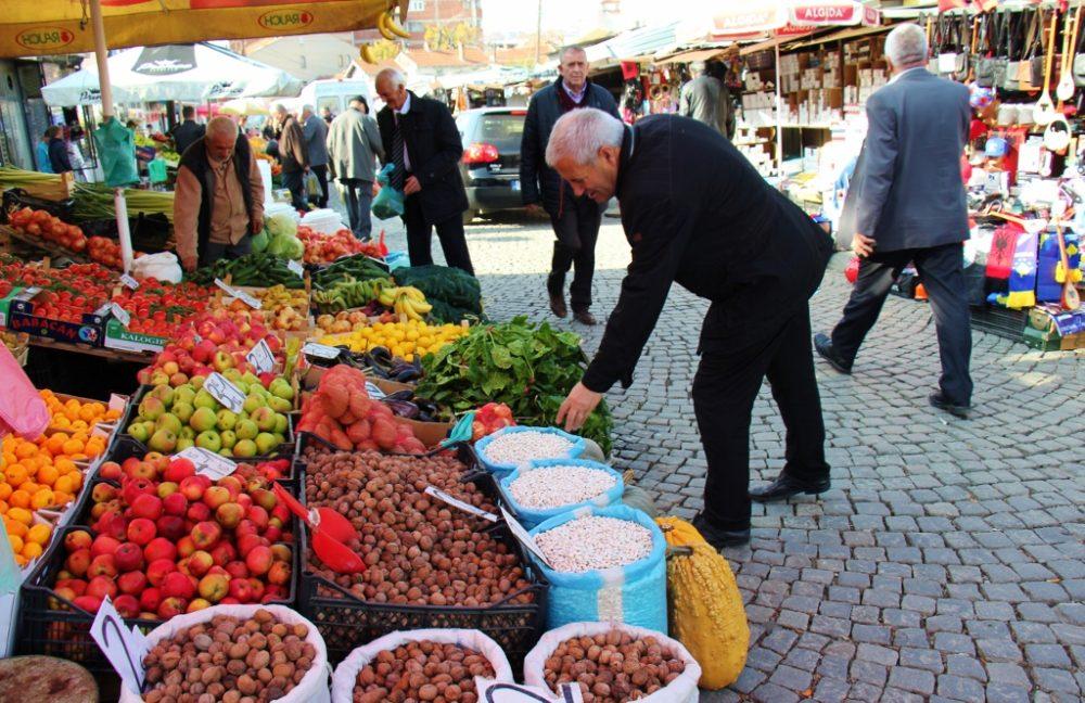 enormous bags of peppers and onions are sold on street corners