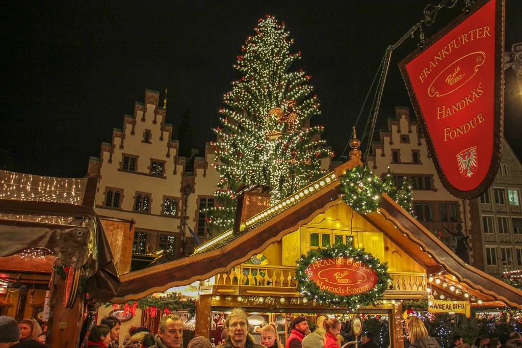 Frankfurt Christmas Market 2022: 5 Essential Experiences - Jetsetting Fools